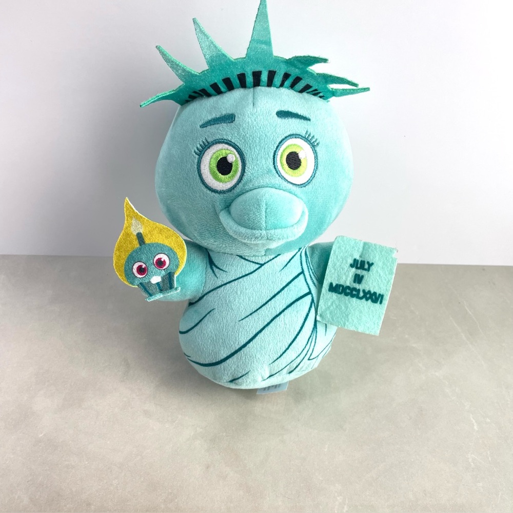FNAF Five Nights at Freddys Plush Liberty Chica Funko Plush Duck Statue Liberty